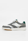 Low-Top O'Neill Sneaker in Weiß, Grau und Grün mit weißen Schnürsenkeln und einer Gummisohle in Kaugummi-Optik, seitlich auf weißem Hintergrund gezeigt.