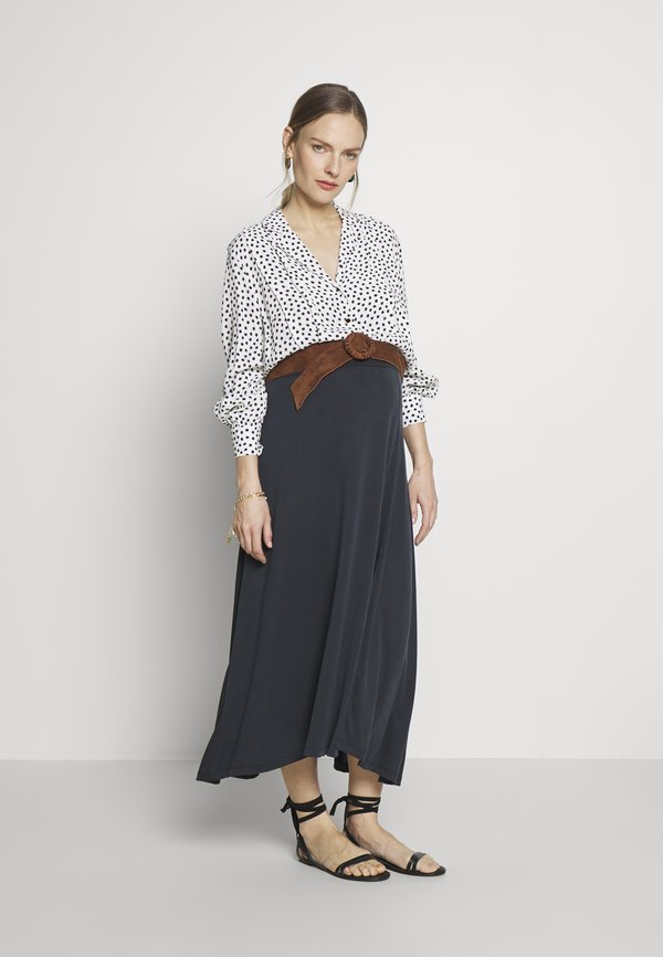 LOVE2WAIT SKIRT LONG TOUCH