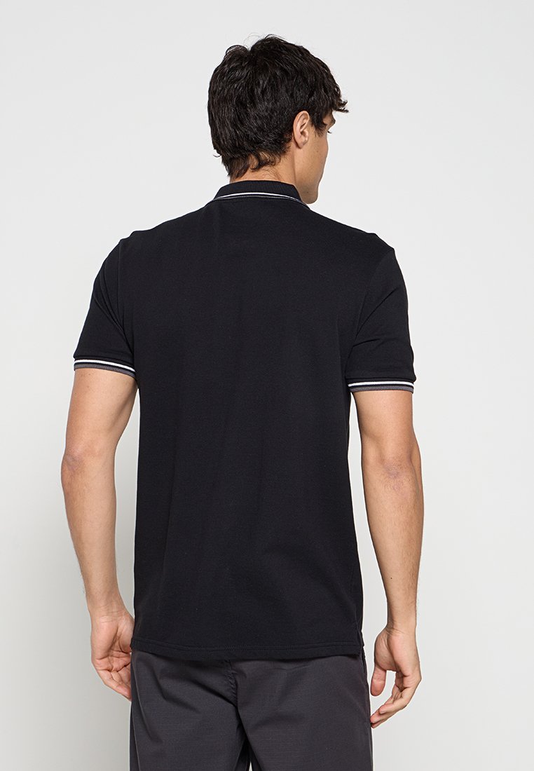 RELAXED FIT Media 2