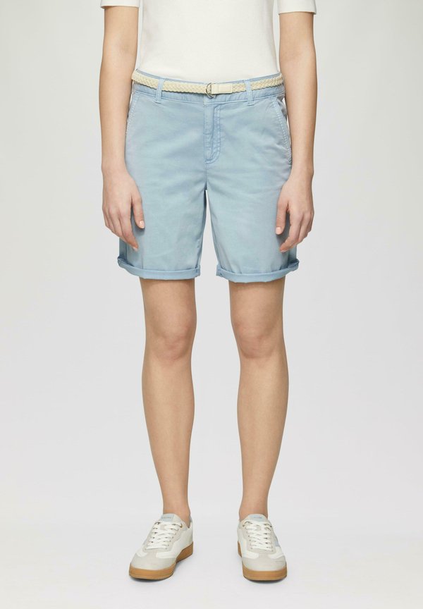 s.Oliver MIT GÜRTEL UND GARMENT DYE - Shorts - hellblau