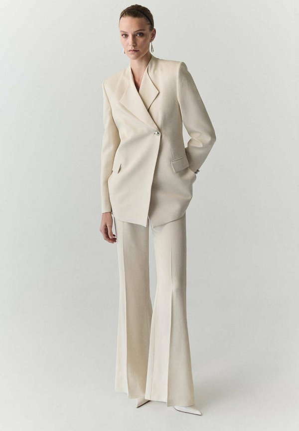 Mango ADULT - Short coat - vanilla
