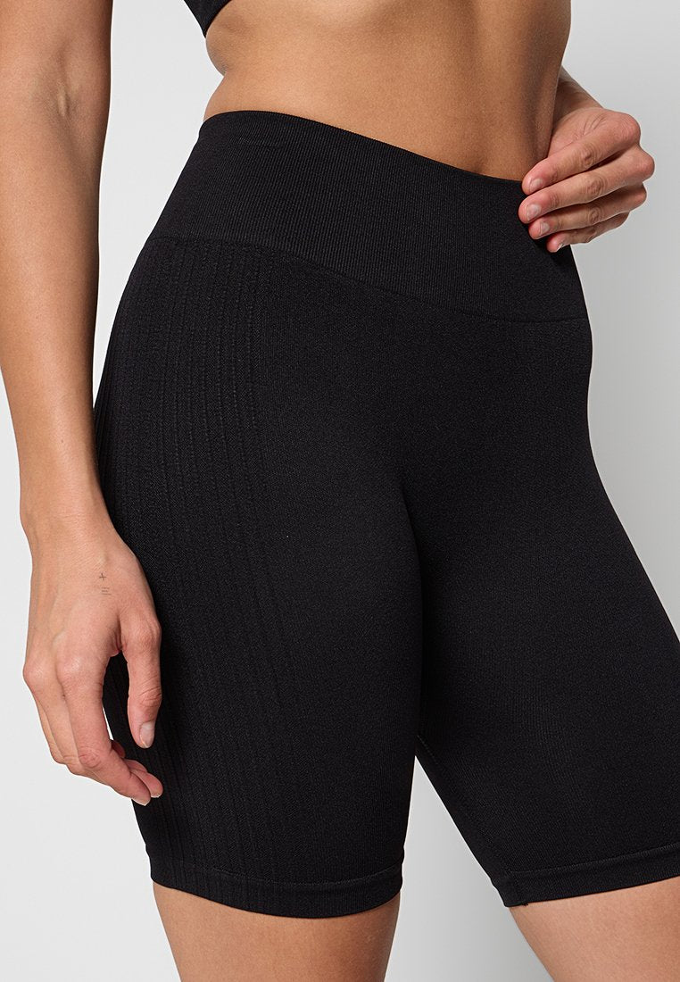 4F SHORT TIGHTS FNK