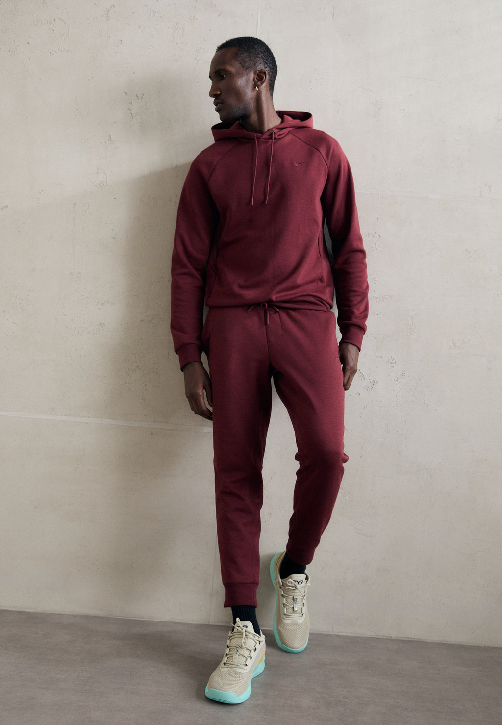 Nike Performance PRIMARY JOGGER PANT