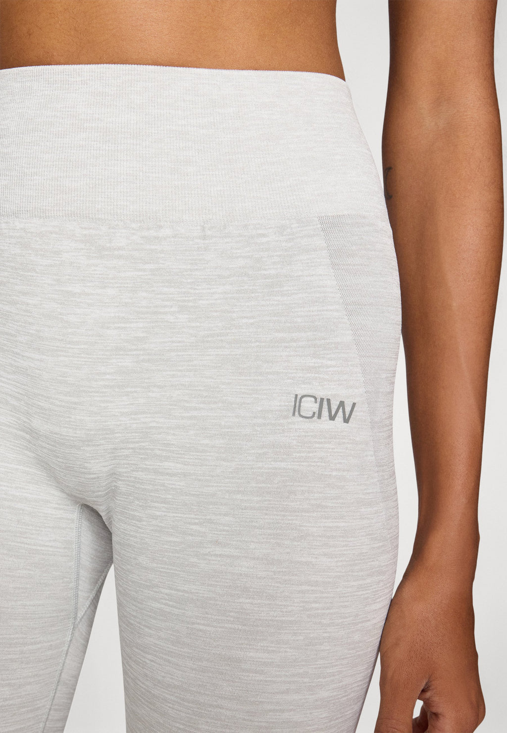 ICANIWILL SMOOTH SEAMLESS TIGHTS