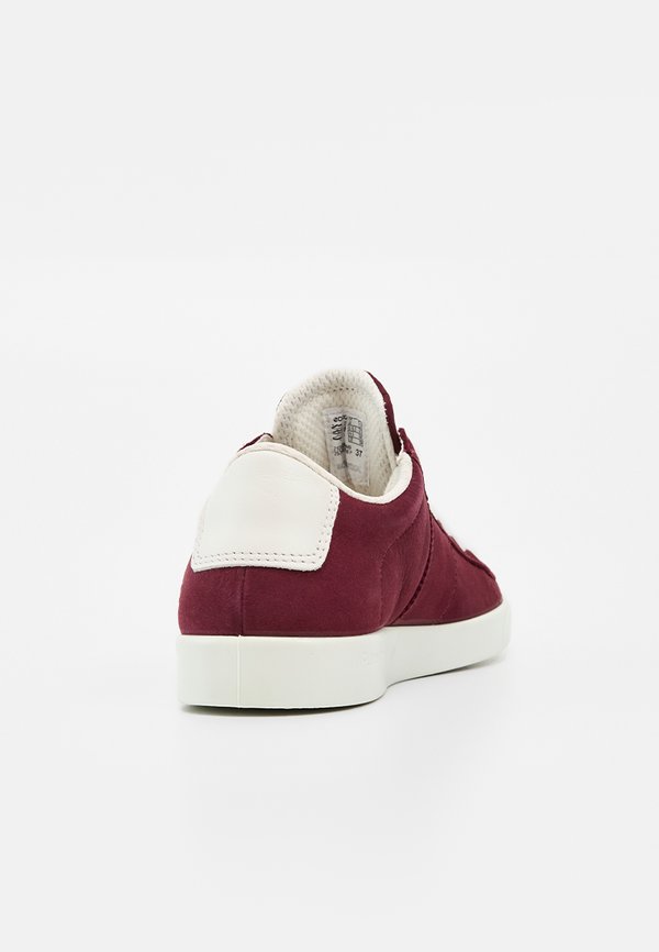 ECCO STREET LITE
