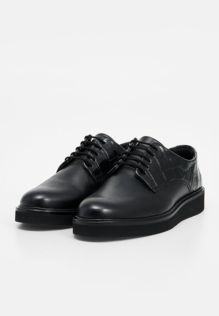 Clarks GLICKLY