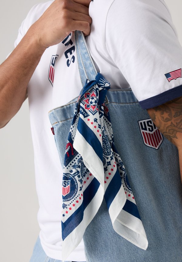 Levi's® FOOTBALL BANDANA - Foulard - red/white/blue