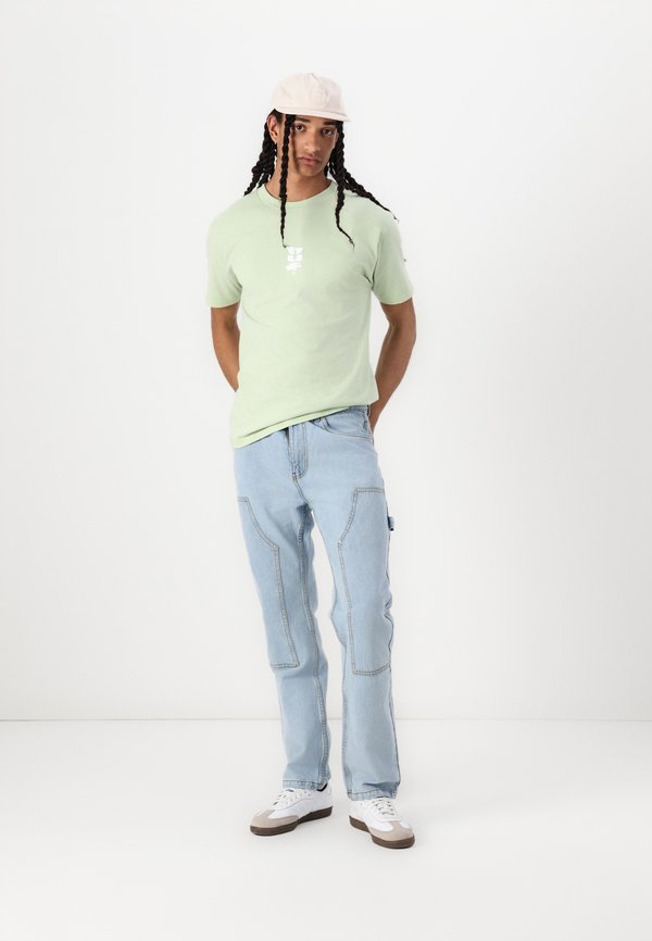2Y Studios HALDOR CARPENTER
