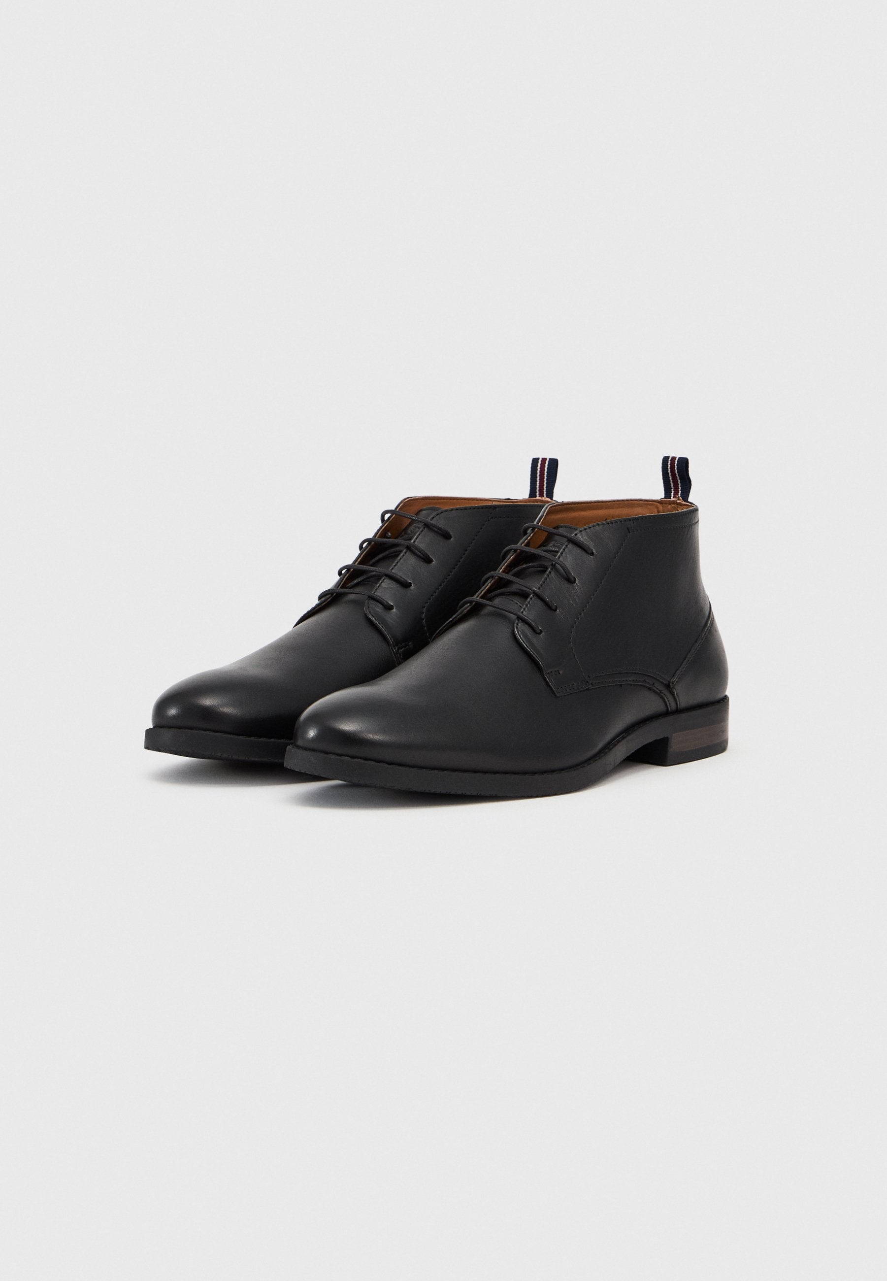 Dune London MINATO