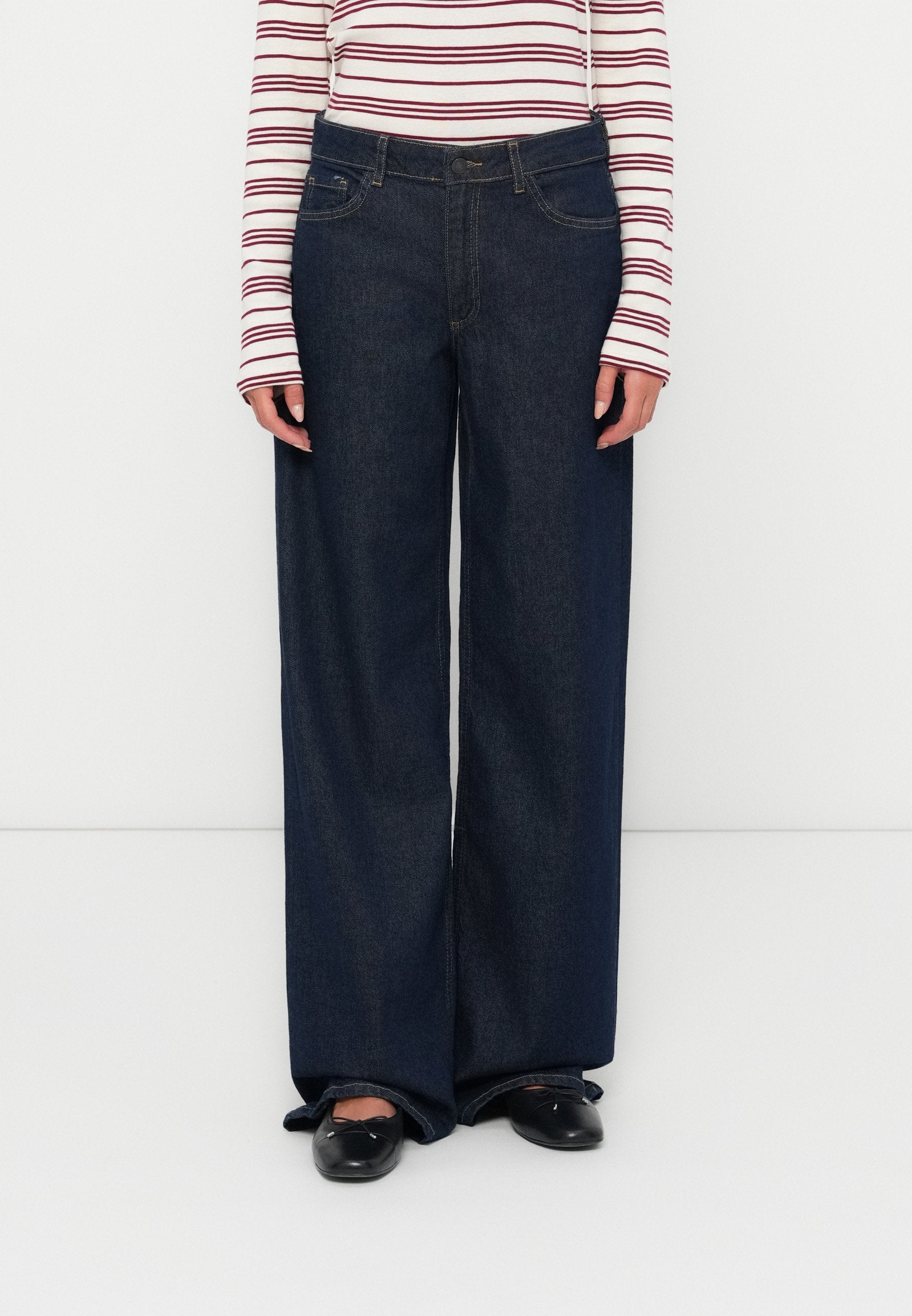 JDY Wide-fit JDYRUBY Mid waist loose fit