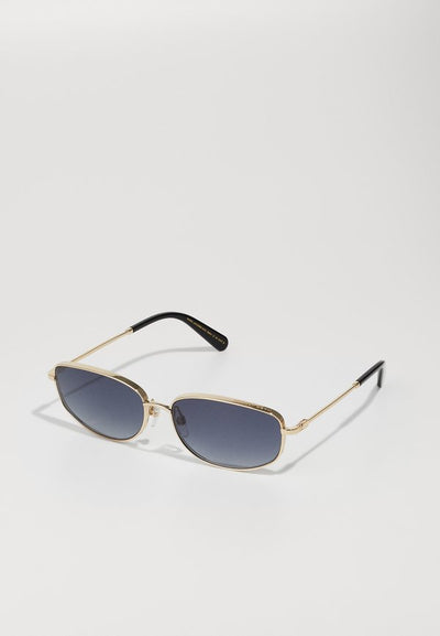 MARC JACOBS