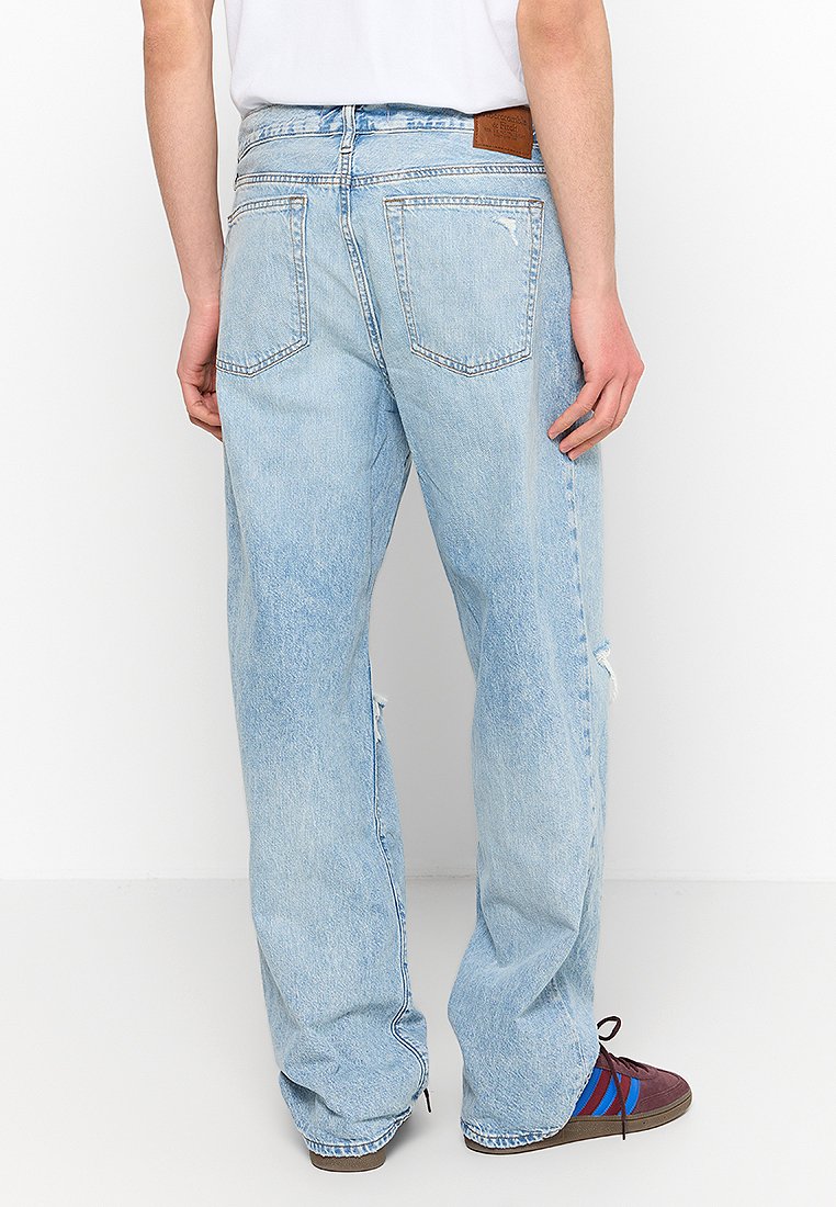 Abercrombie & Fitch