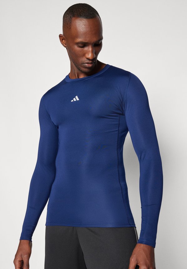 adidas Performance TECHFIT LONGSLEEVE T-SHIRT MEN