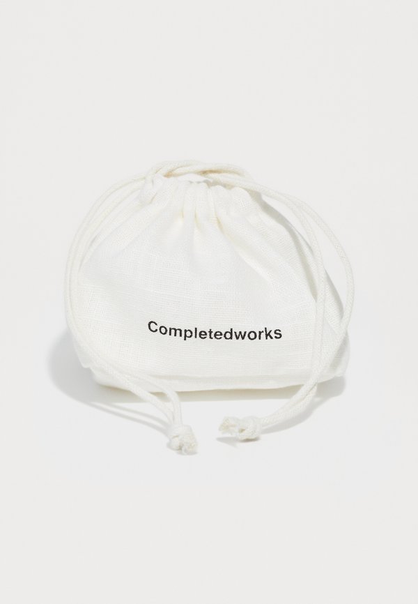 Completedworks EARRINGS