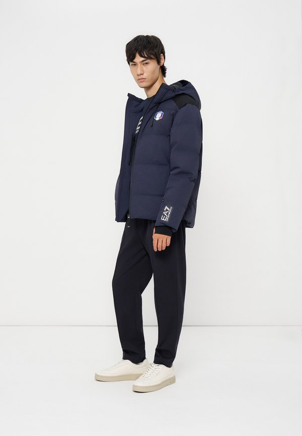 EA7 Emporio Armani