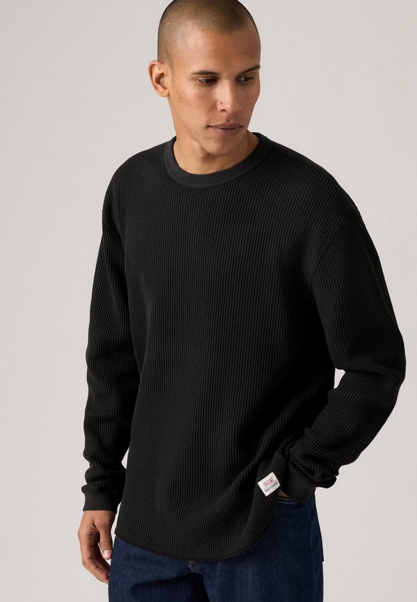 Levi's® THERMAL TEE