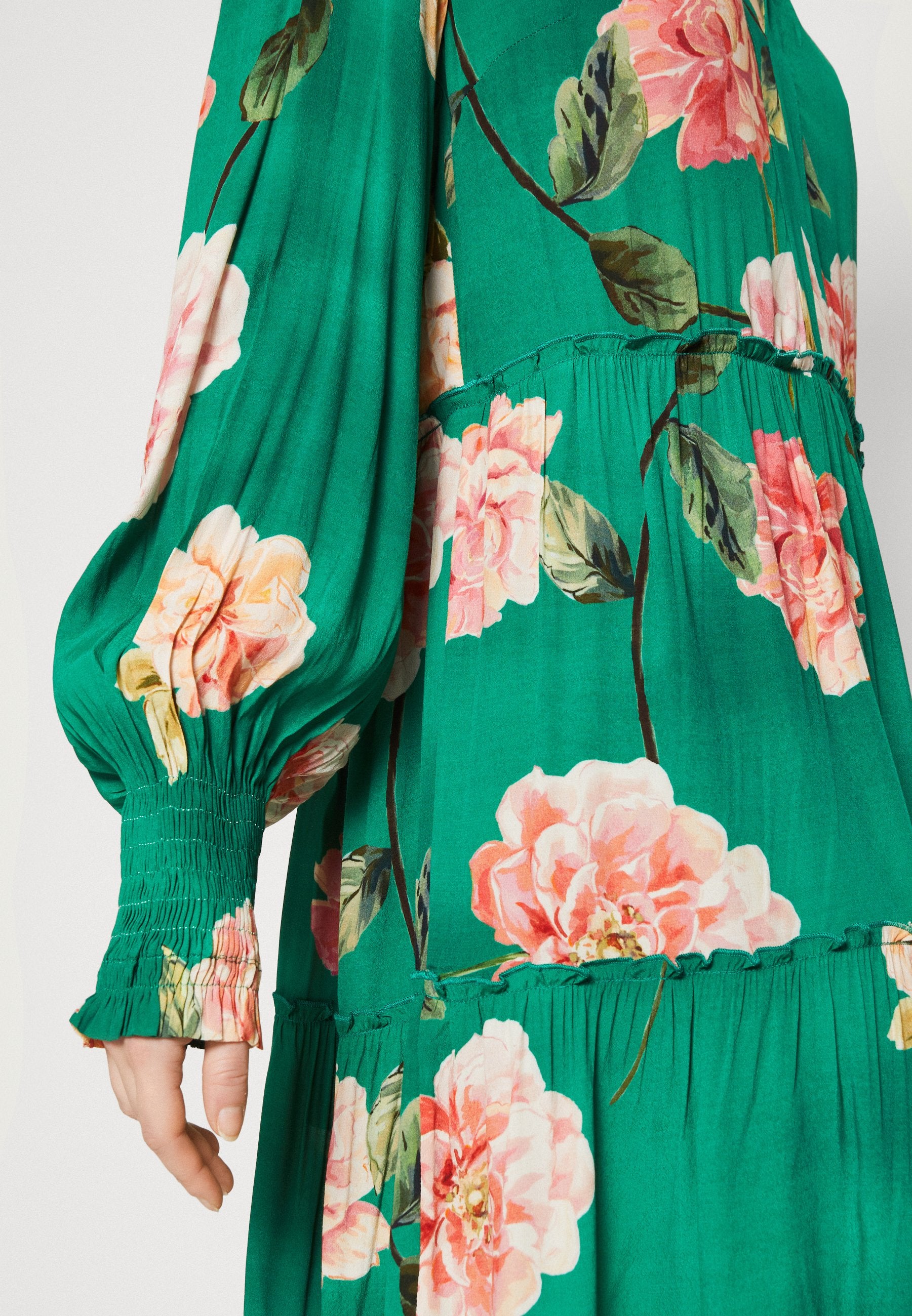 Replay DRESS