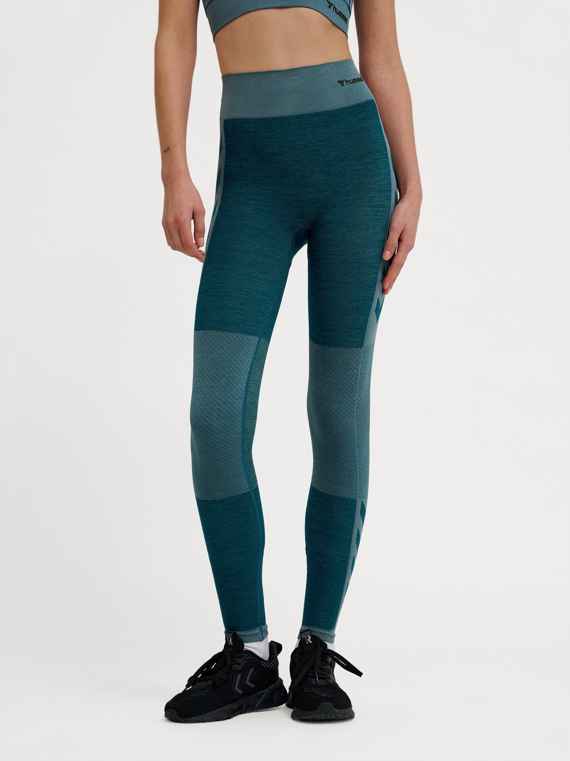 Hummel HMLCLEA SEAMLESS MID WAIST TIGHTS