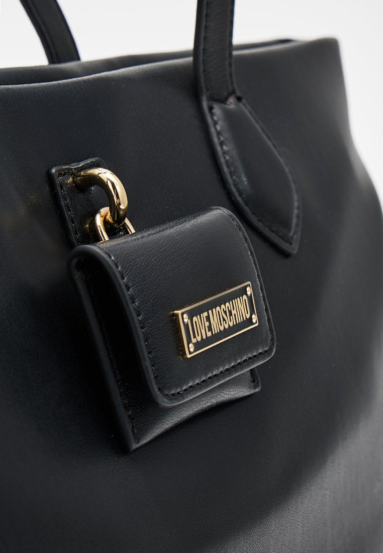 Love Moschino