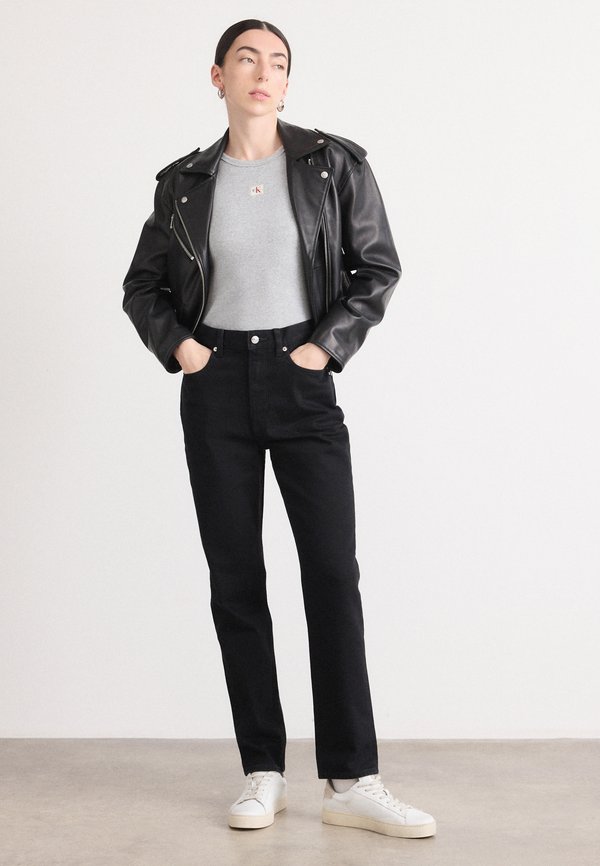 Calvin Klein Jeans NEW MOM