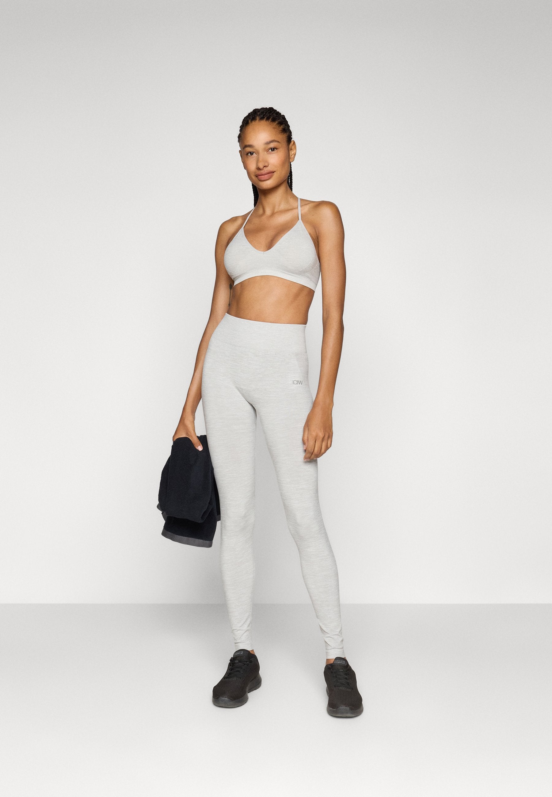 ICANIWILL SMOOTH SEAMLESS TIGHTS