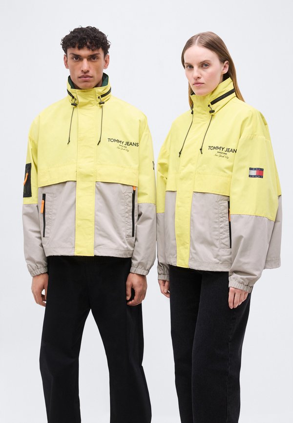 Tommy Jeans WATER REPELLENT COLOUR-BLOCKED OVERSIZED WINDBREAKER