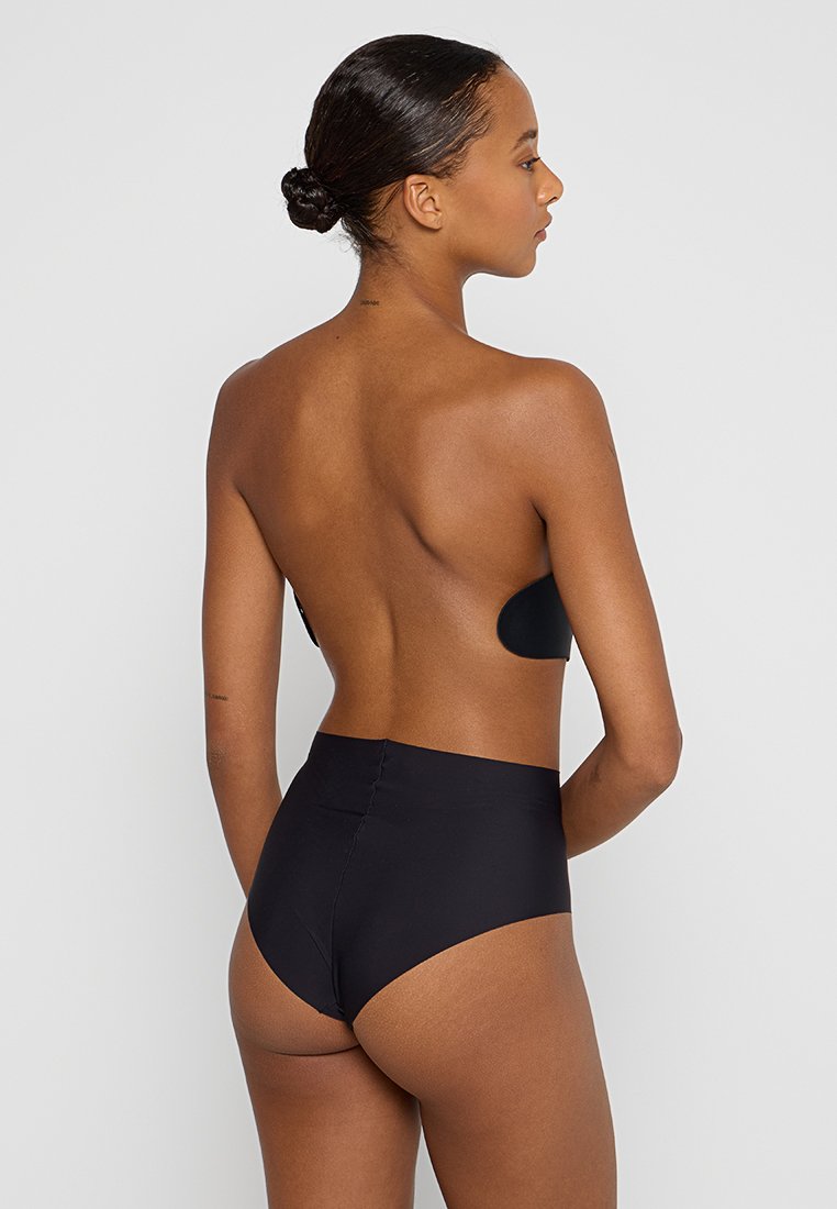 Hunkemöller