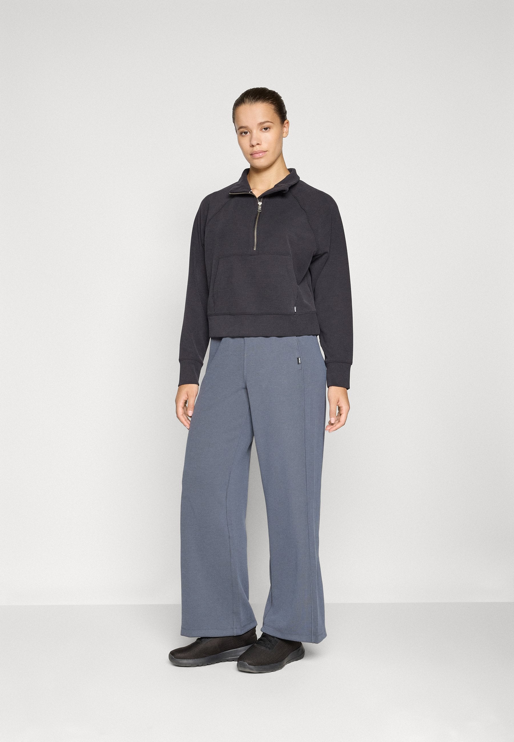 DKNY Sport HIGHLINE