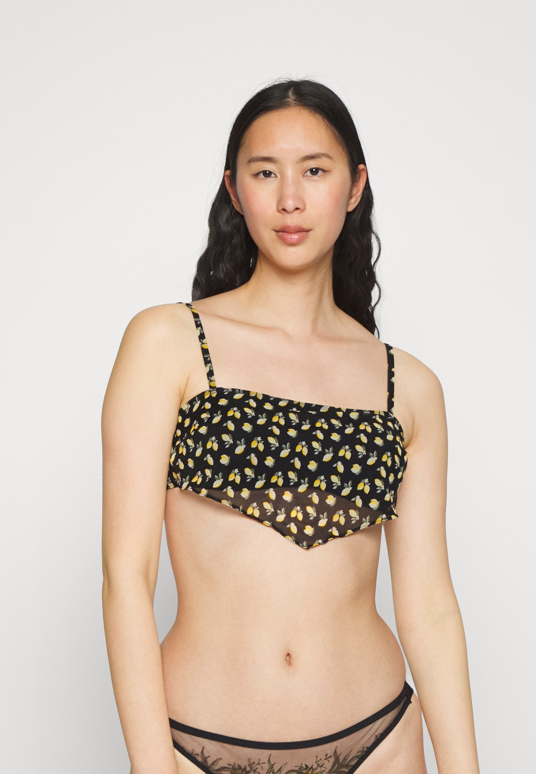 Gilly Hicks PRINTED BANDANA