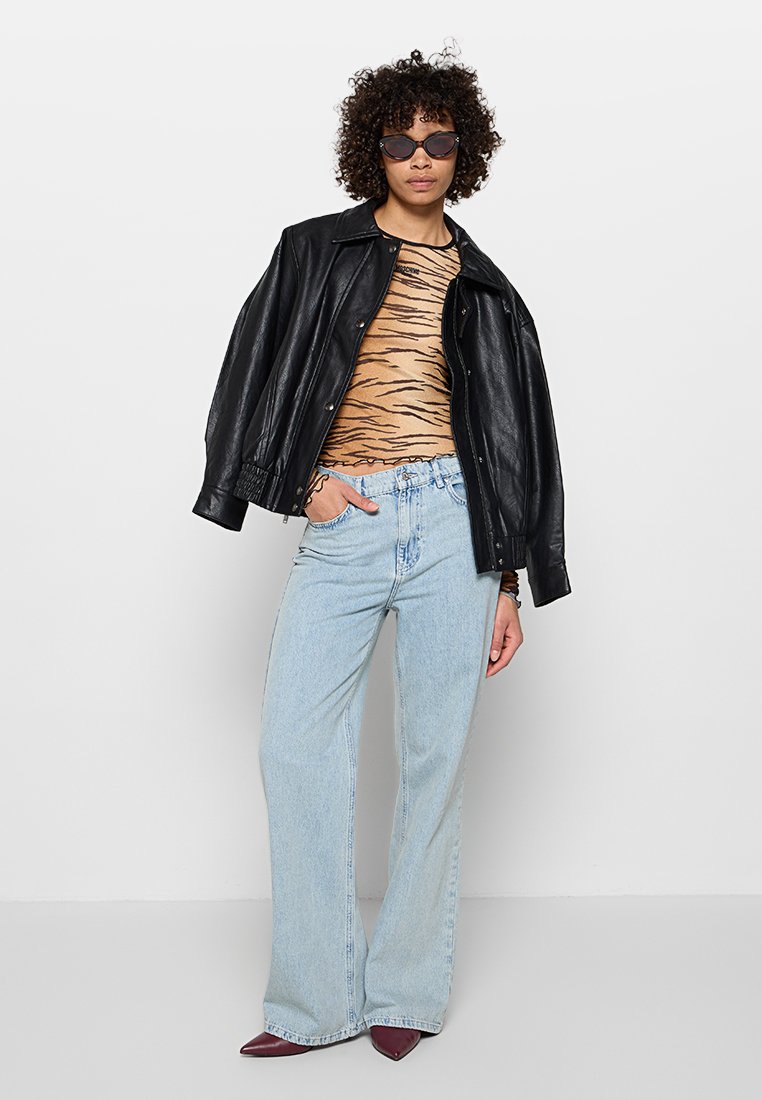 MOSCHINO JEANS