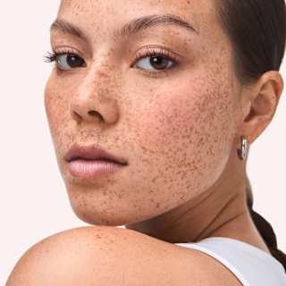 Blush Soft Glam Baked 040 Midnight Berry CATRICE