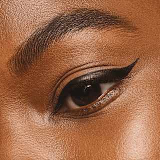 Eyeliner 24h Brush Liner 010 Ultra Black CATRICE