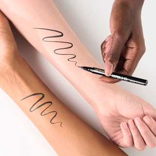 Eyeliner Hyper Liner Brush 010 Classic Black CATRICE