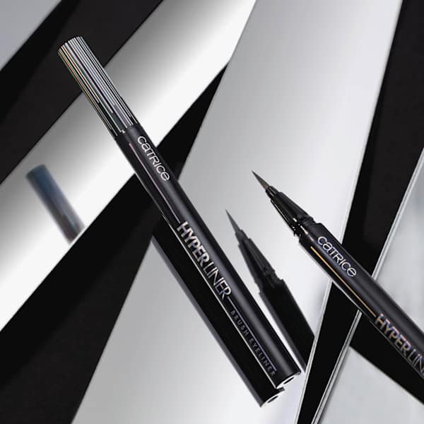 Eyeliner Hyper Liner Brush 010 Classic Black CATRICE