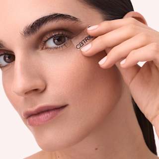 Eyeliner- und Lidschattenhelfer CATRICE