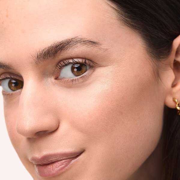 Highlighter Aura Glam Bouncy 010 Moonlit Sand CATRICE