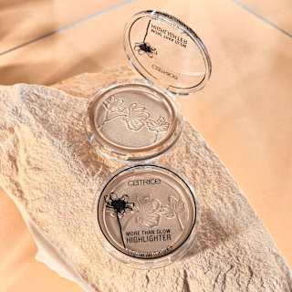 Highlighter More Than Glow 010 Ultimate Platinum Glaze CATRICE