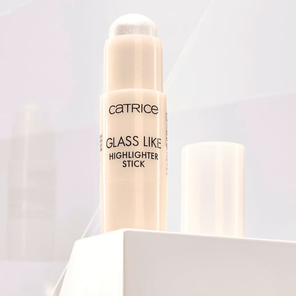Highlighter Stick Glass Like 010 Keep It Glassy CATRICE