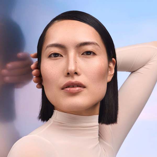 Kontur Puder Glass Cloud Soft Blur Contour Trio Powder C010 Cool Harmony CATRICE