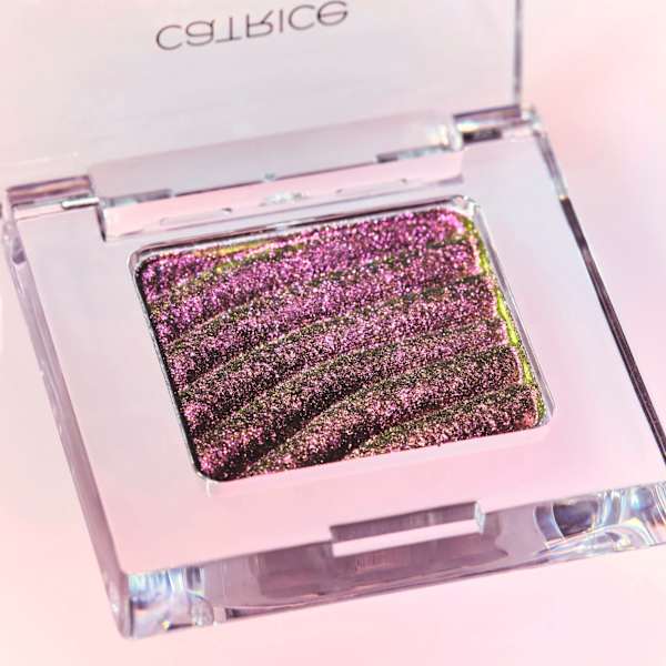 Lidschatten Prismatic Shift 020 Berry Blaze CATRICE
