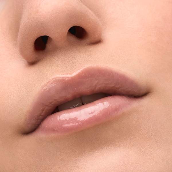 Lipgloss Aura Drop Lip Elixir 010 Sparkle Served CATRICE