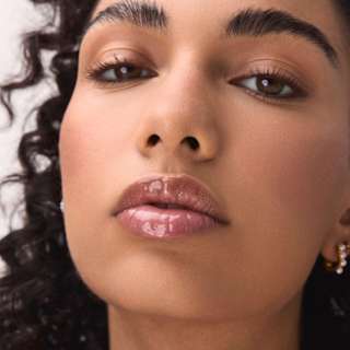 Lipgloss Aura Drop Lip Elixir 010 Sparkle Served CATRICE