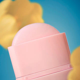 Lippenbalsam Egg-Cellent Easter Caring Lip Balm C01 Strawberry Sugar Pop CATRICE