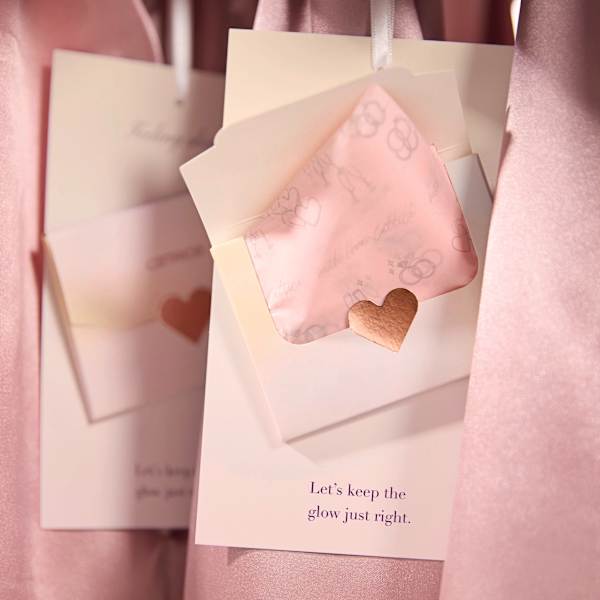 Mattierendes Papier Brides & Besties Glow Control Blotting Paper C01 Love Letters CATRICE
