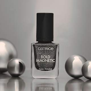 Nagellack Bold Magnetic 040 Caught In Your Orbit CATRICE