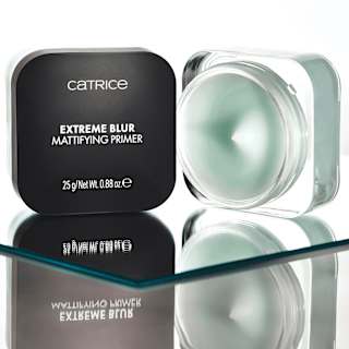 Primer Extreme Blur Mattifying Primer CATRICE
