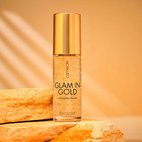 Primer Glam In Gold Hydrating 010 Oh My Goldness CATRICE