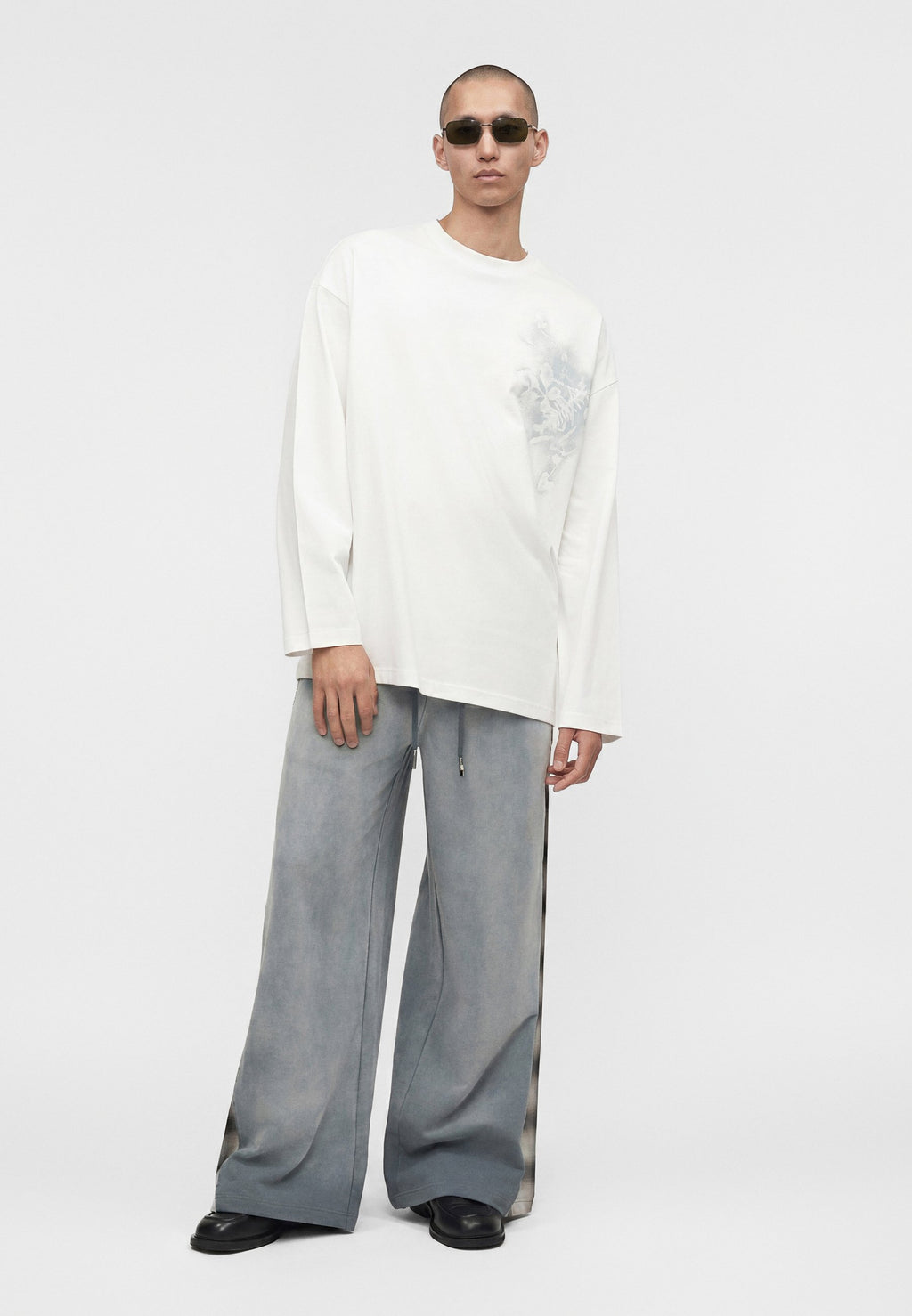 Feng Chen Wang SPRAY PAINTED PLANTS DYE TEE