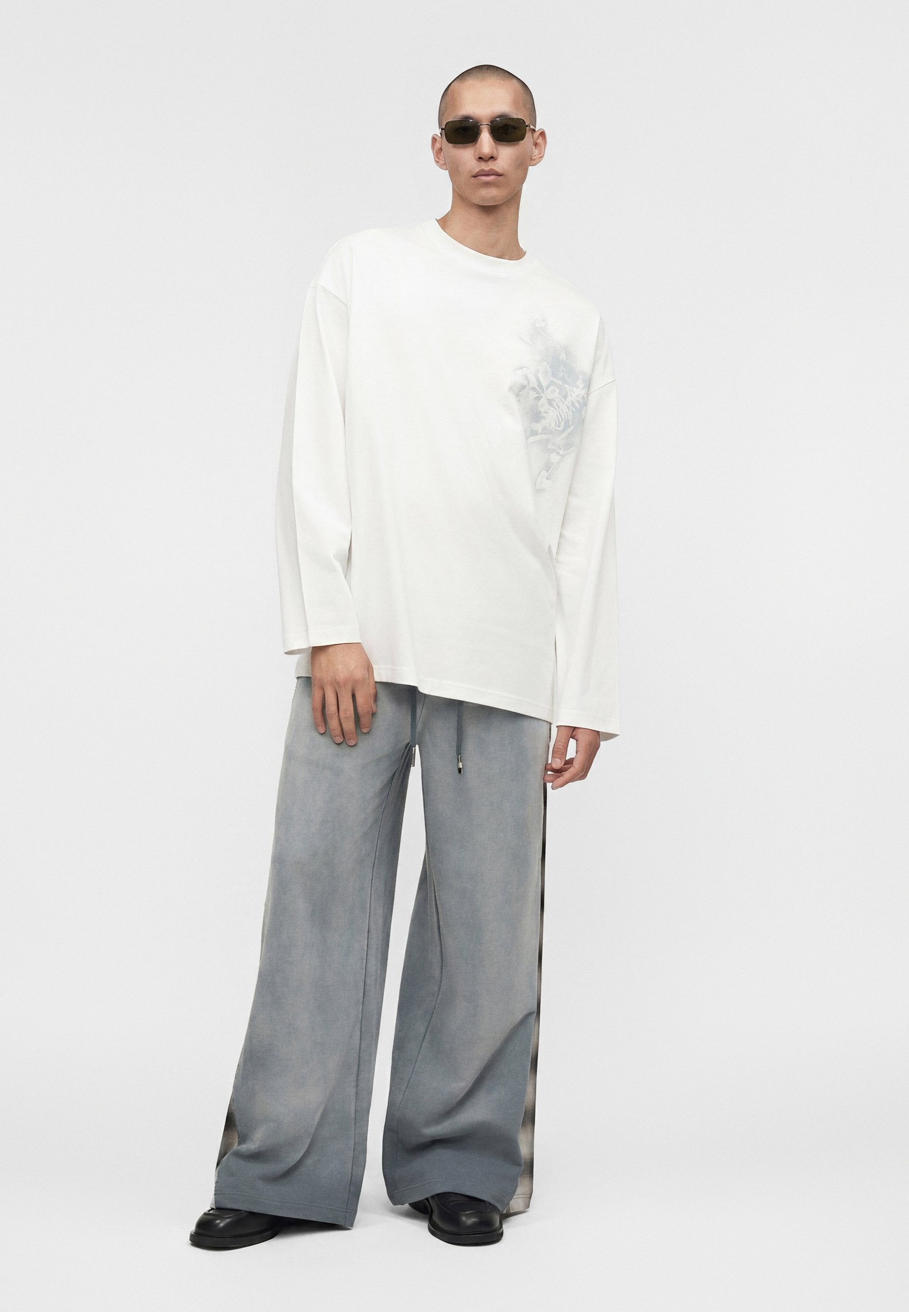 Feng Chen Wang SPRAY PAINTED PLANTS DYE TEE