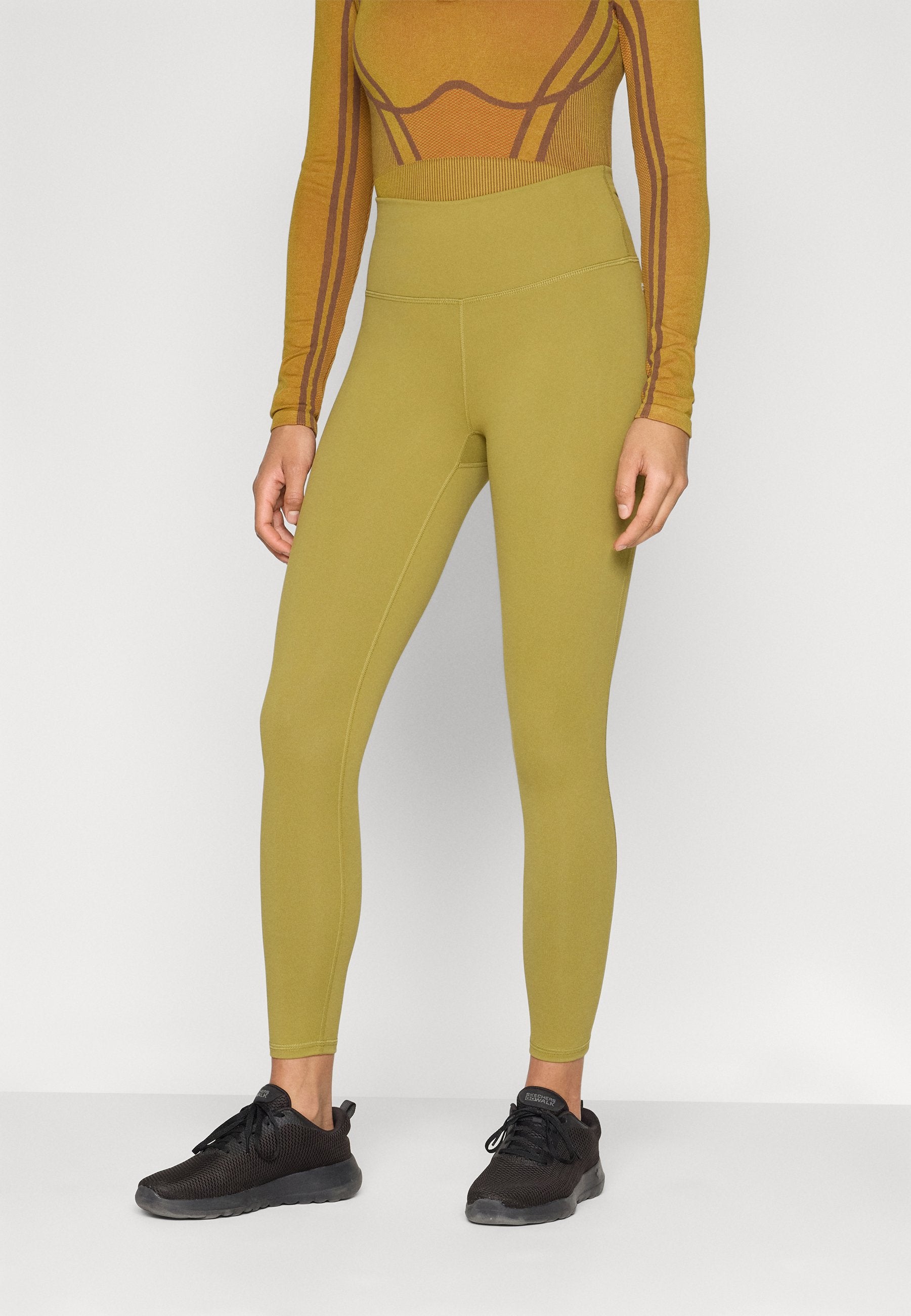 Fabletics POWERHOLD